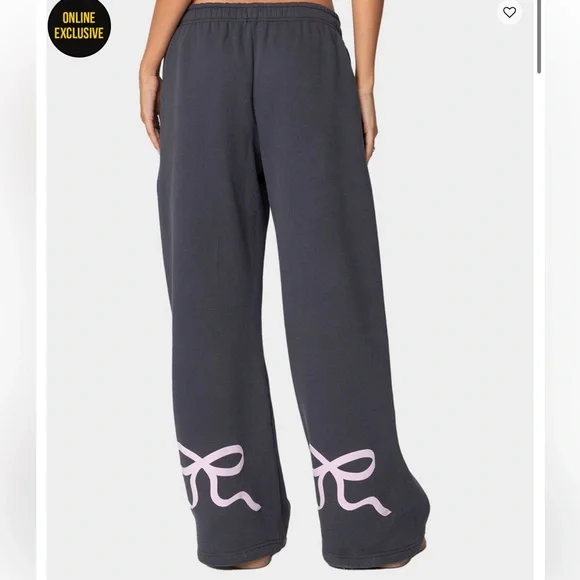 EDIKTED Bonney Bow Detail Sweatpants - Picture 5 of 5